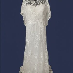 Chic White Lace Bridal Gown